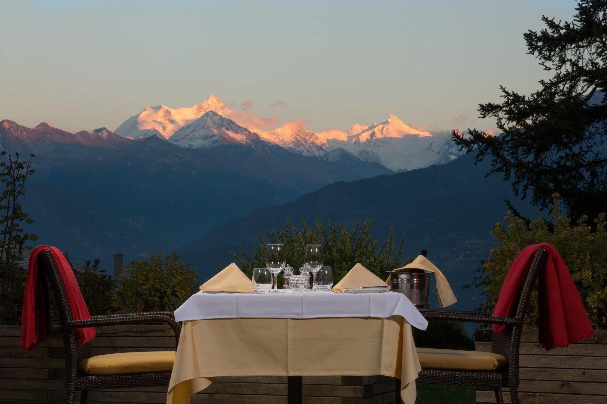 Aparthotel Helvetia Crans-Montana Zewnętrze zdjęcie